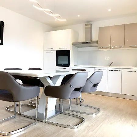 Apartment G *